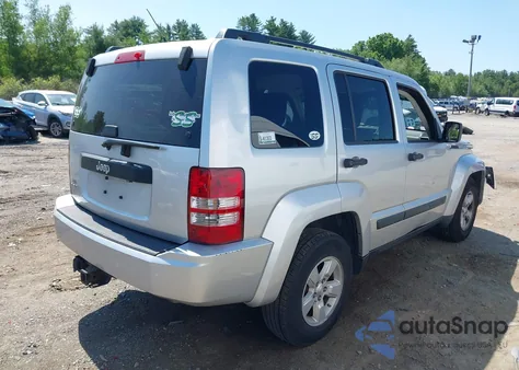 2009 Jeep Liberty Sport из США, поврежденный, VIN 1J8GN28K49W525647